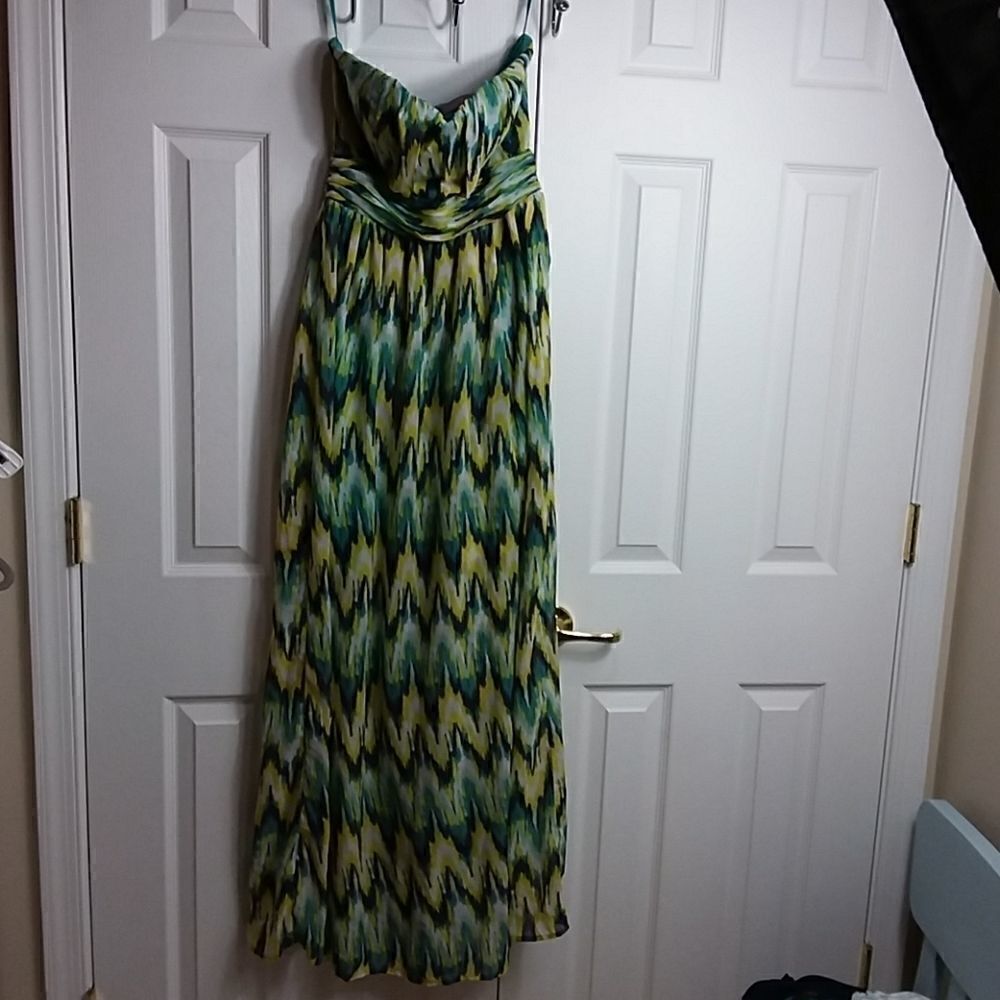 Francesca's Harper Strapless Maxi Dress NWT - Picture 3 of 7